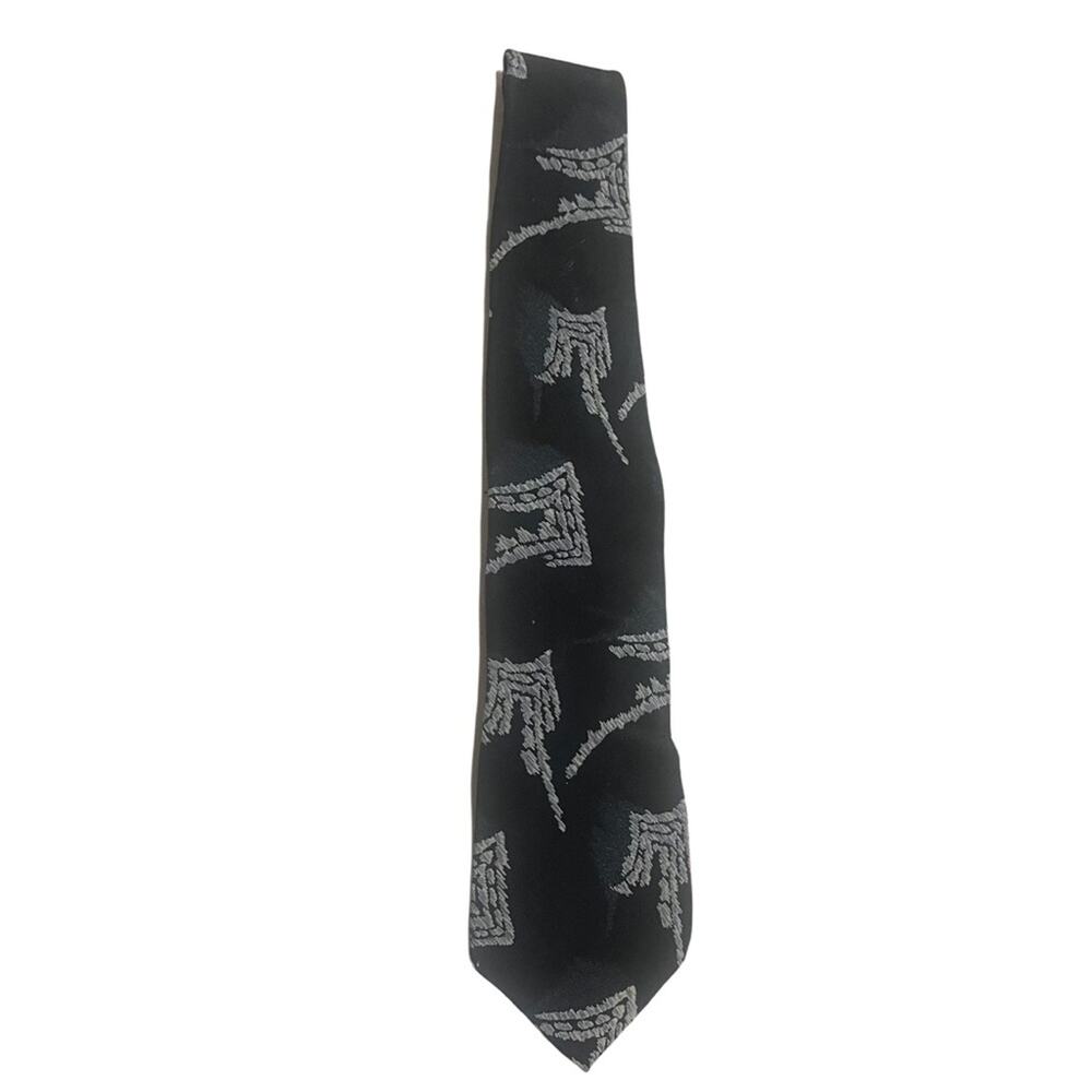 Bugatti Printed 100% Italian silk necktie. Formal printed tie